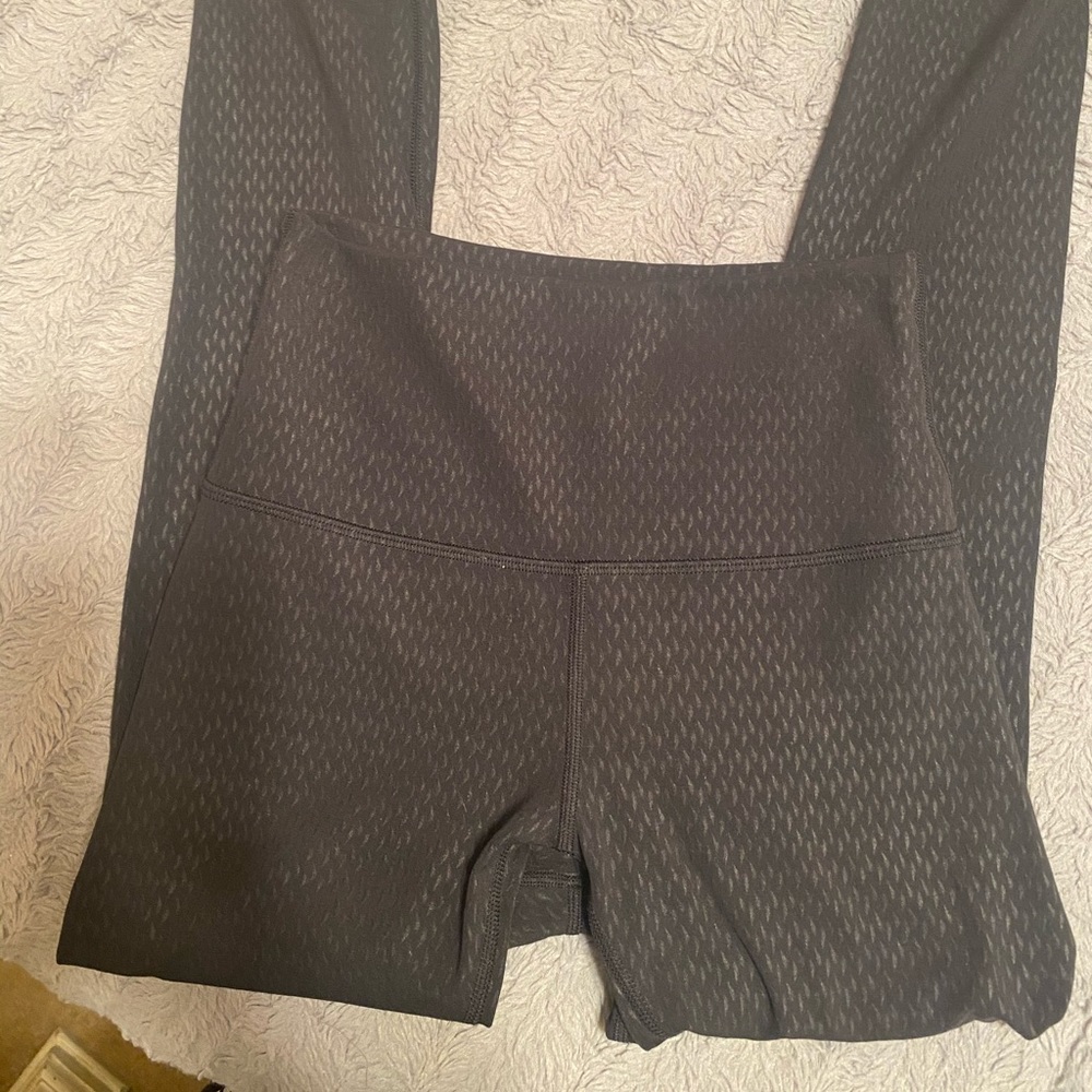 Lululemon Aligns 4